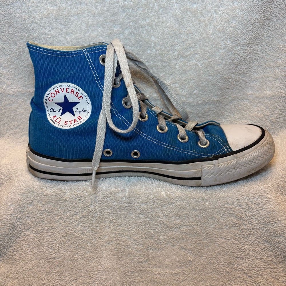 Converse All Star Blue Canvas Hi Top Sneakers, Women’s Size 7, Men’s Size 5
